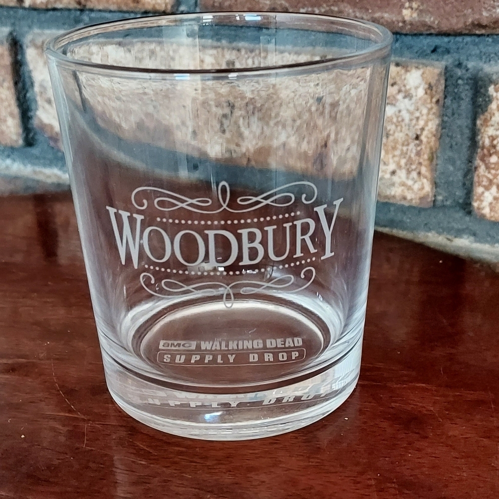 The Walking Dead Rocks Highball Glass Woodbury TWD Supply Drop AMC TV